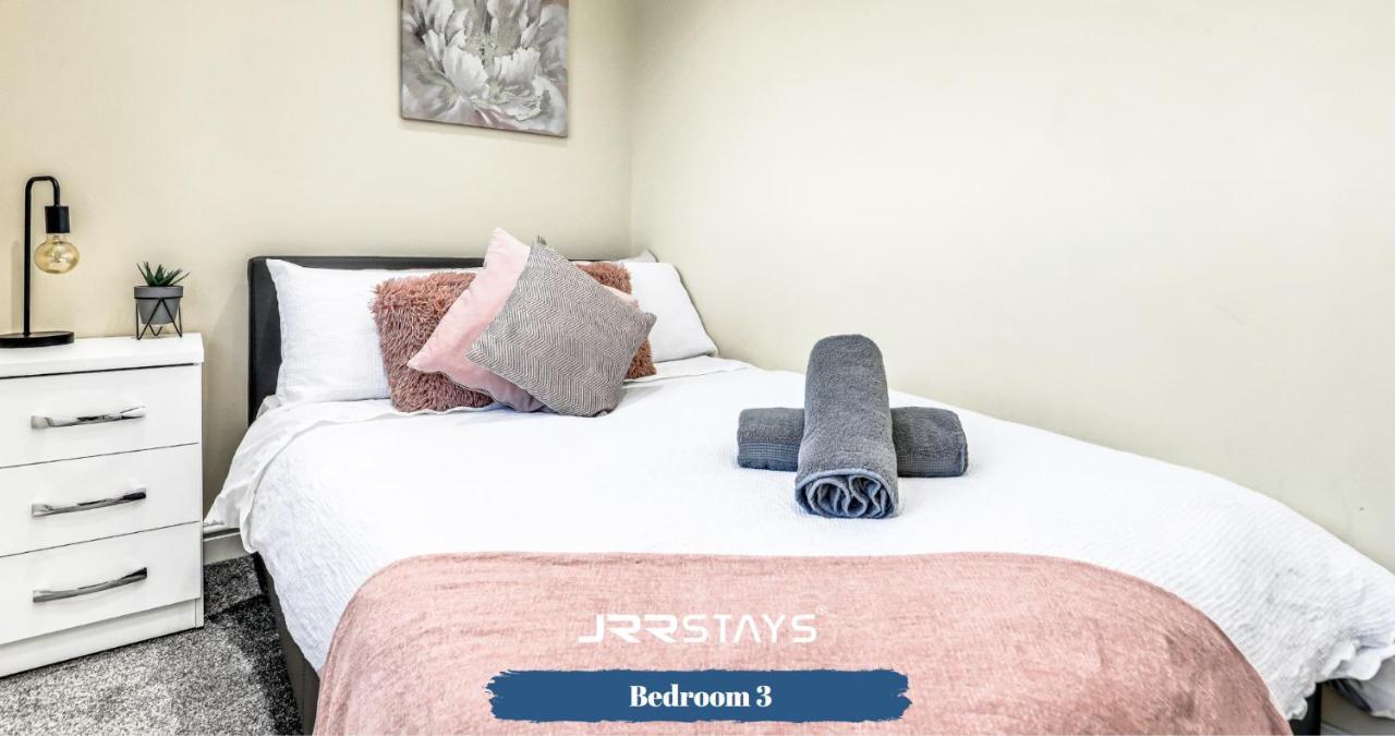 - 3 Bedroom, Sleeps 10 Garden - Jrr