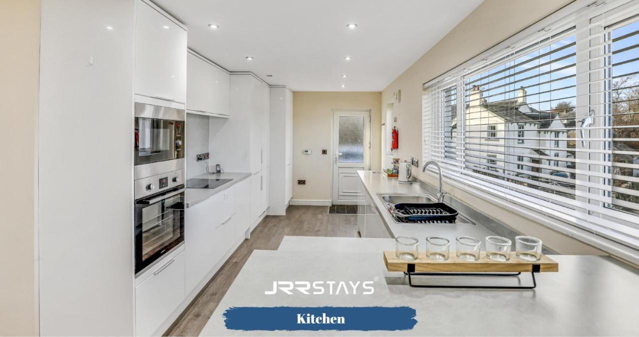 - 3 Bedroom, Sleeps 10 Garden - Jrr Holiday home